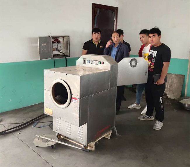 電磁炒板栗機.jpg